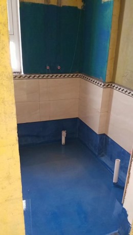 卓越皇后道工地闭水试验