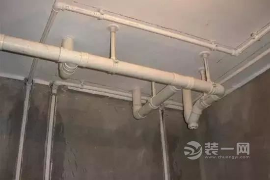 卫生间到底应该怎么设计水管和电线走向
